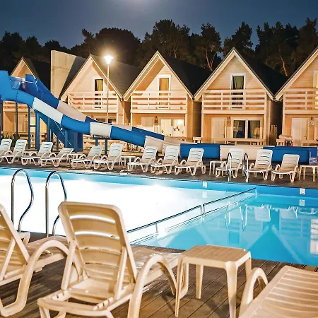 Two-bedroom Holiday In 니에초르체